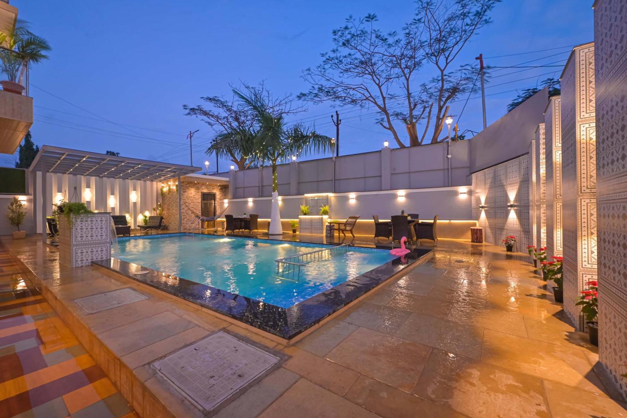 Azure Retreat Villa By Tropicana Stays لونافالا المظهر الخارجي الصورة