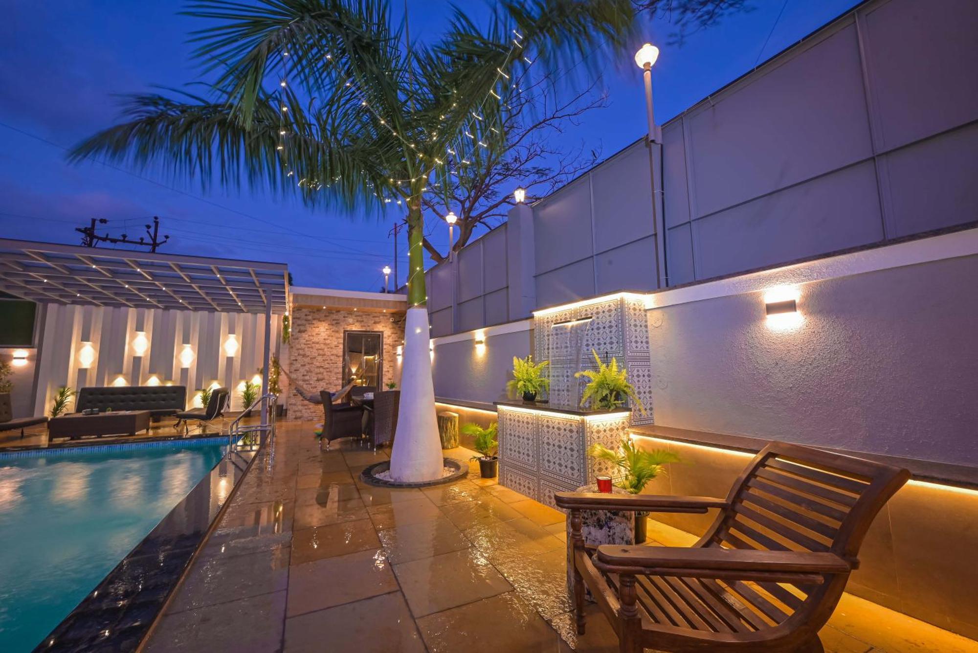 Azure Retreat Villa By Tropicana Stays لونافالا المظهر الخارجي الصورة